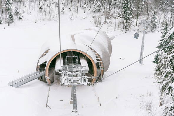 Zoom: holzbau_weissenstein_bahn_klein.jpg