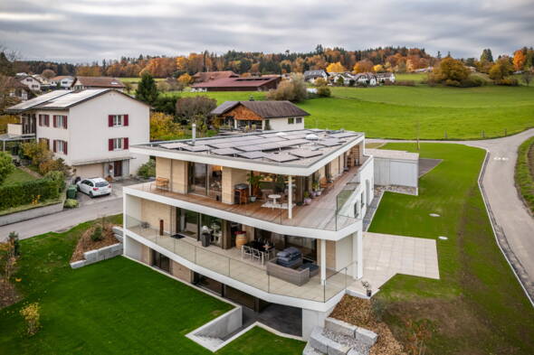 Zoom: dji_20251030162207_0133_d.jpg