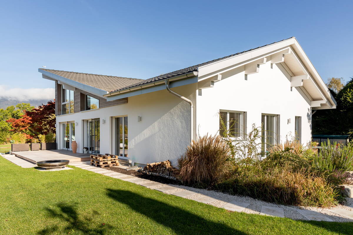 spaetiholzbau-einfamilienhaus-hanni-schonberg-morigen2-1200-1.33.jpg