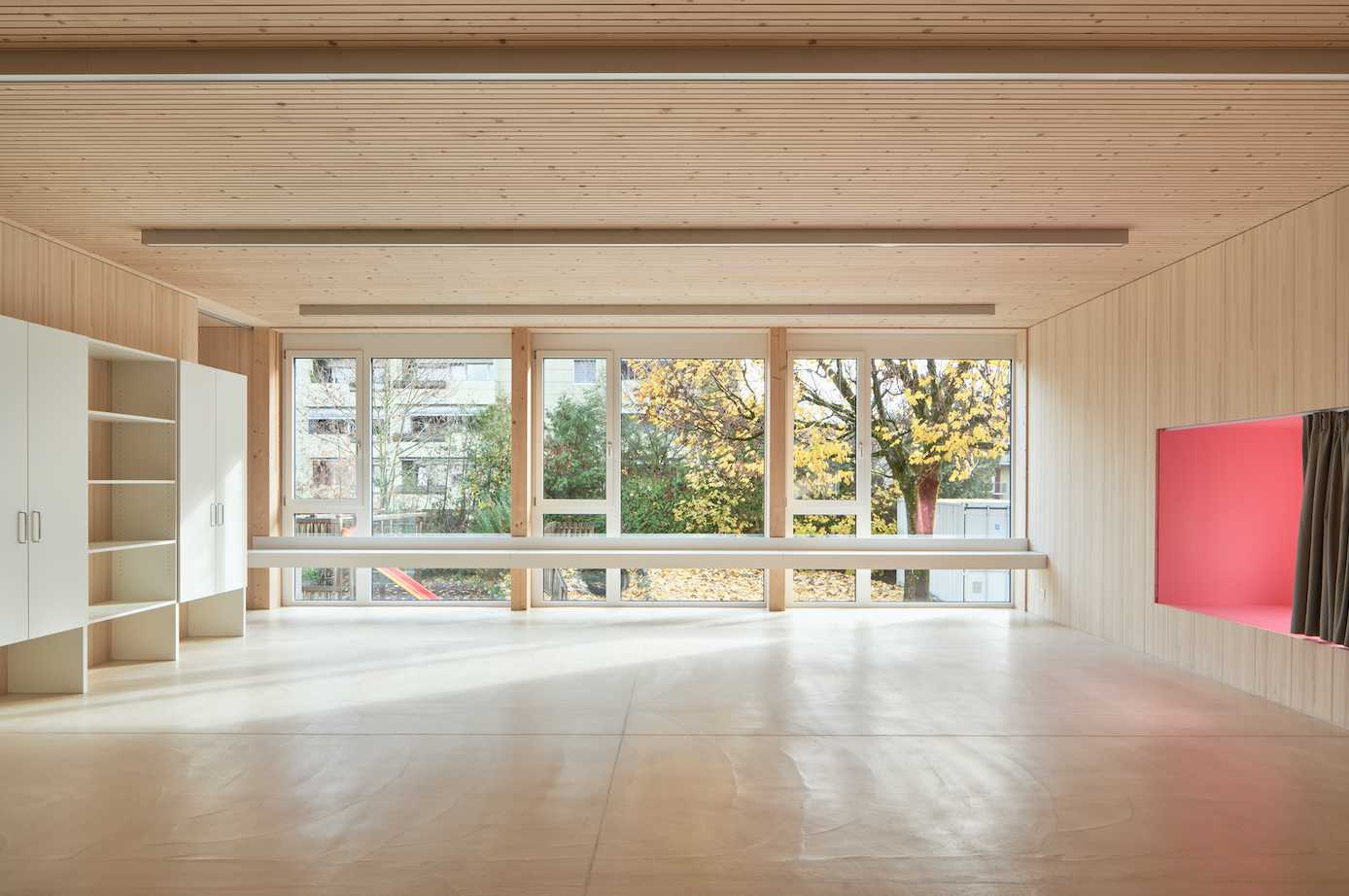 dreifachkindergarten_trimbach_spaetiholzbau_2023-06.png dreifachkindergarten_trimbach_spaetiholzbau_2023-06.png